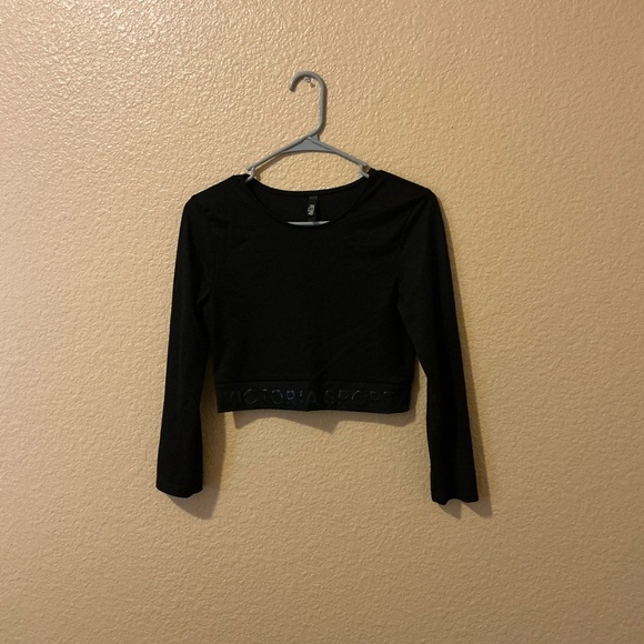 Victoria Secret Long Sleeve Workout Top - Picture 2 of 2